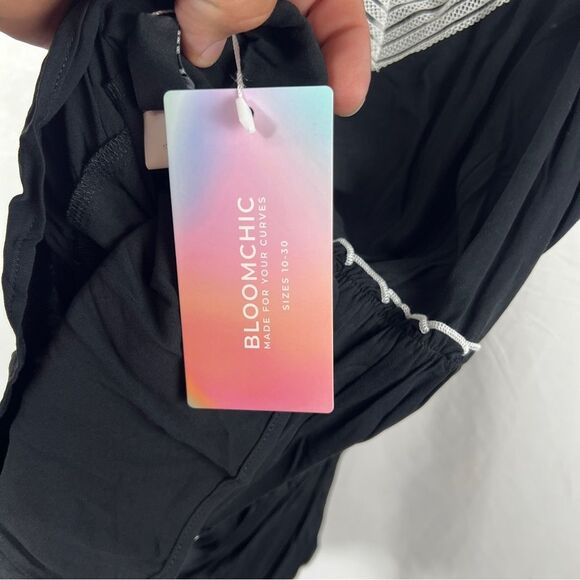 NWT Bloomchic Black w/White Embroidery Babydoll Blouse 0453 - Picture 8 of 10